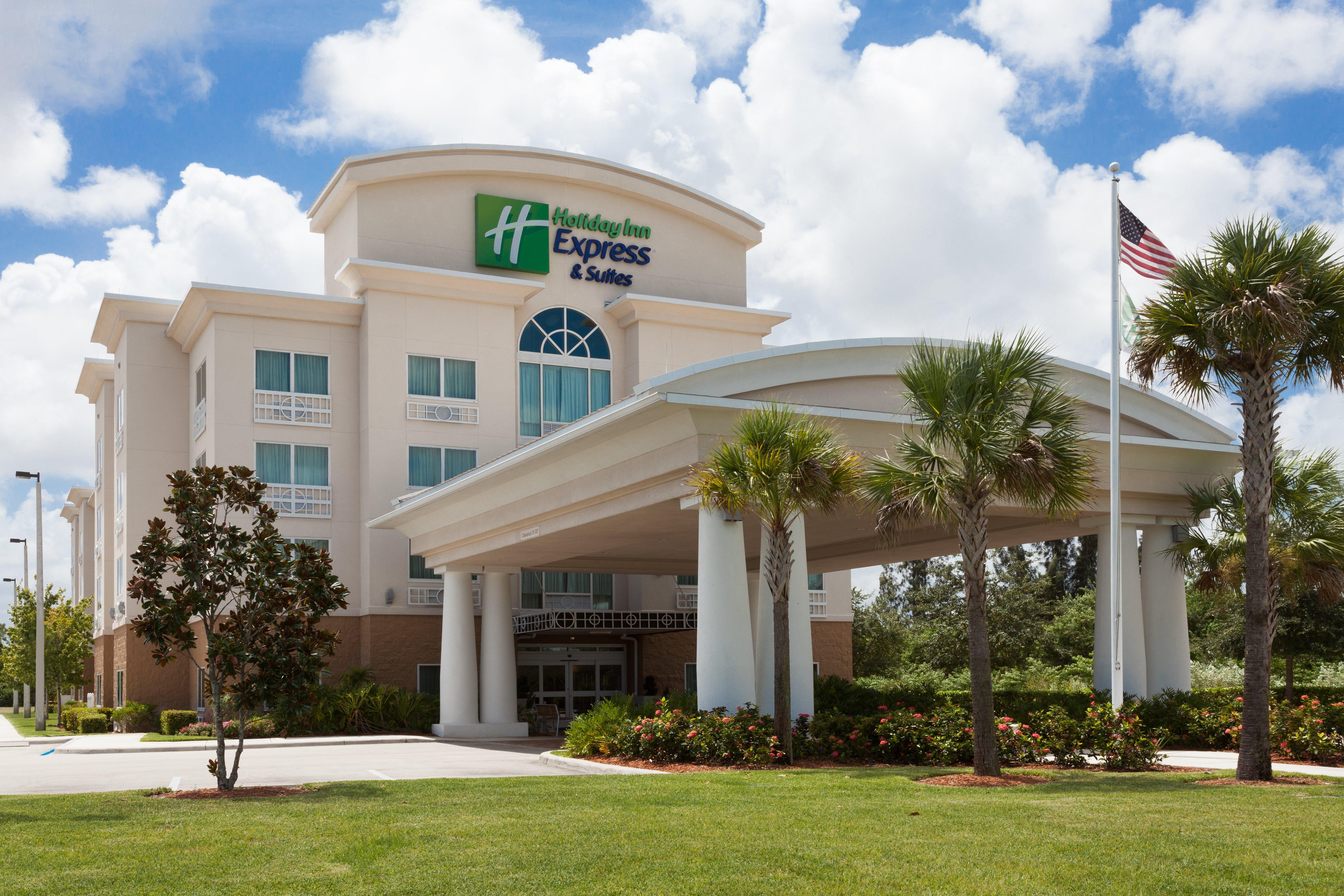 Holiday Inn Express Hotel & Suites Fort Pierce West, An Ihg Hotel Exterior photo